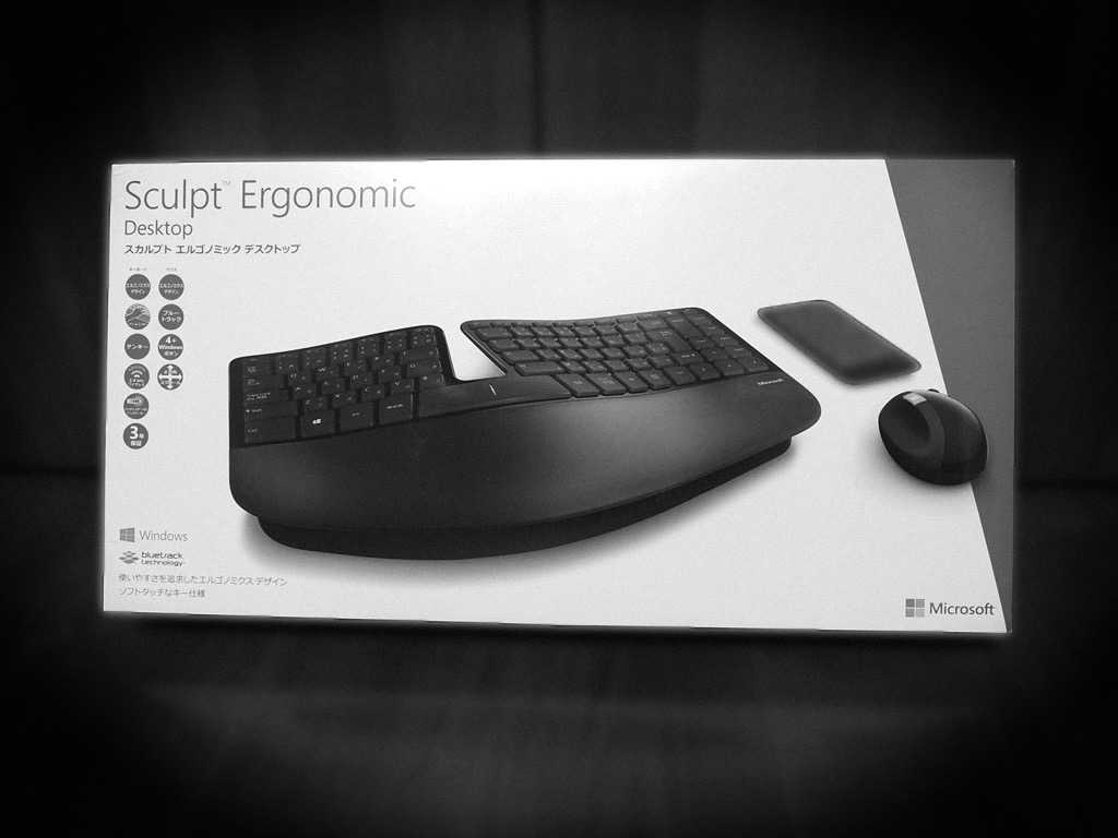 Эволюция клавиатуры Microsoft Natural Ergonomic Keyboard 4000 в совокупность устройств, позволяющих получить комфорт и производительность высокого класса.