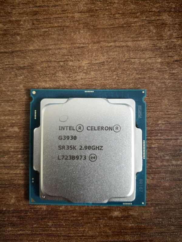 Энергоэффективный компьютер на базе процессора серии Intel Celeron со встроенным графическим ядром Intel HD Graphics, выполненный в традиционном компактном корпусе серии GIGABYTE BRIX.