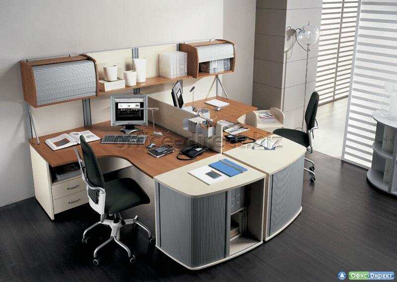 Ефс 1 рабочее место. Современный офисный стол. Рабочее место секретаря. Стол для офиса. Рабочее место сотрудника офиса.