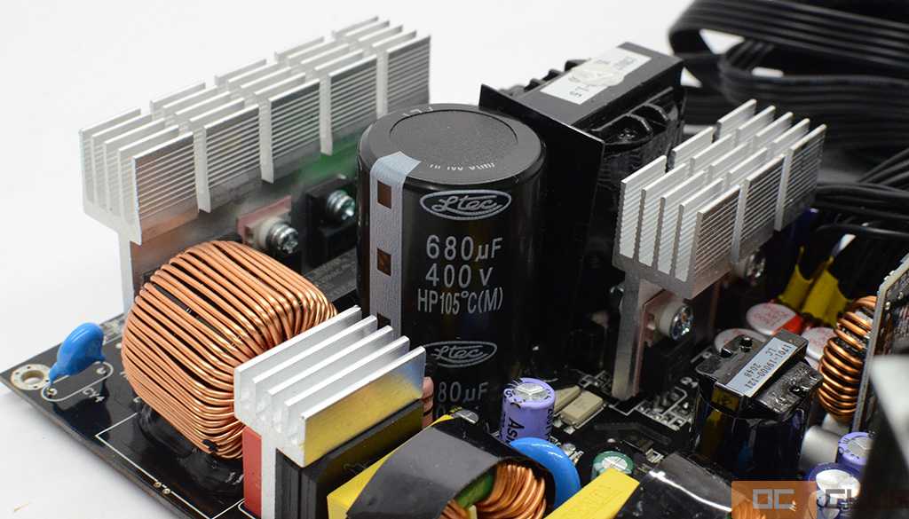 Знакомимся с блоком питания мощностью 750 Вт из серии Seasonic S12G, который способен работать с большой перегрузкой и при этом обеспечивать отличные показатели на выходе.