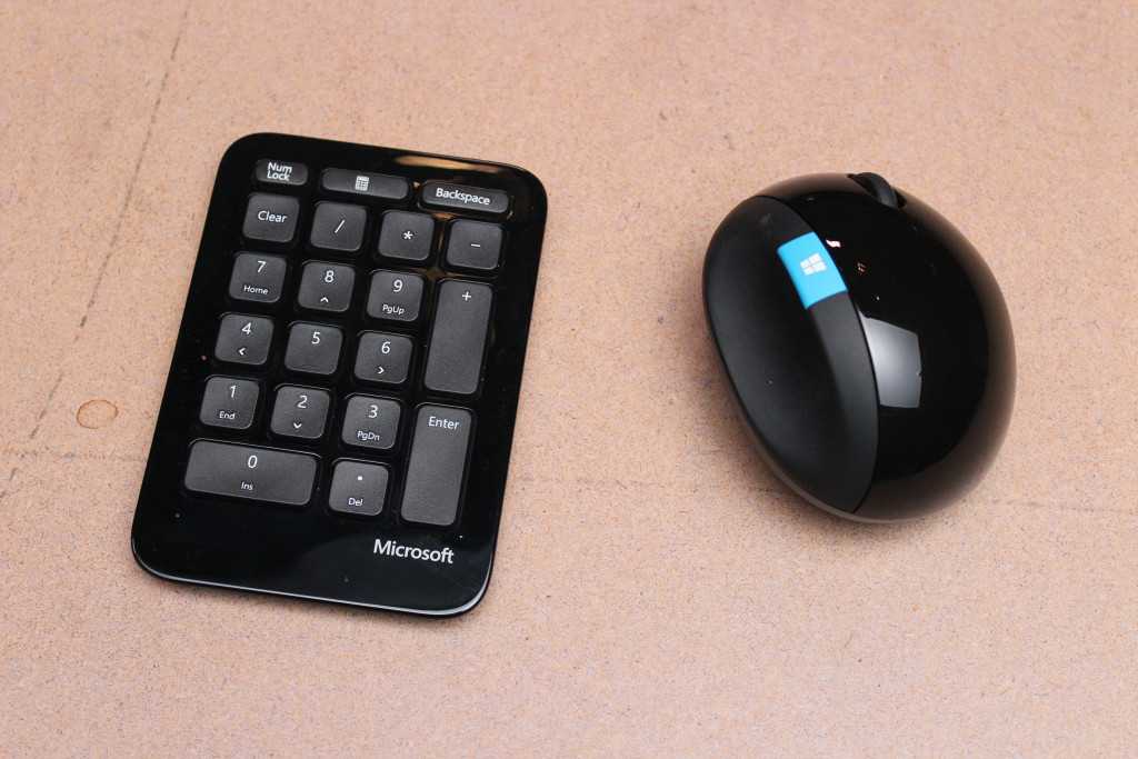 Microsoft sculpt ergonomic desktop black usb
