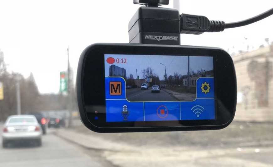 10 лучших видеорегистраторов для российских дорог: хиты продаж